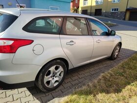 Ford Focus Turnier 1.0 EcoBoost 78 000km 8/2012 - 7