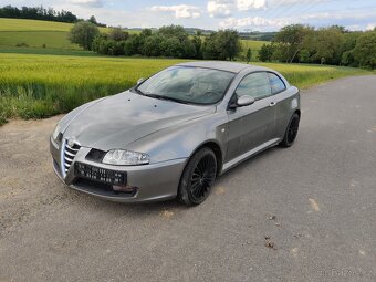 Alfa Romeo GT - 7