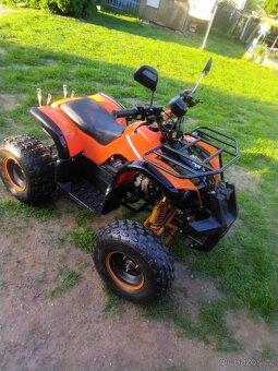 Prodám dětskou čtyřkolku obsah 125ccm minimálně jeta - 7