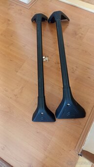 Střešní nosič příčné týče C3 s oknem zenith - 7