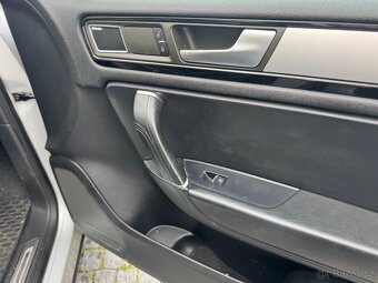 Volkswagen Touareg, 3,0 TDI 180 kW DSG R-line - 7