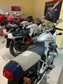 Prodám 4 ks suzuki katana GSX 250,400,750,1100 S - 7