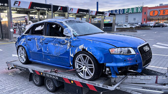 Vůz na náhradní díly Audi RS4 B7 8E sedan 2007 BNS JMH LZ5F - 7