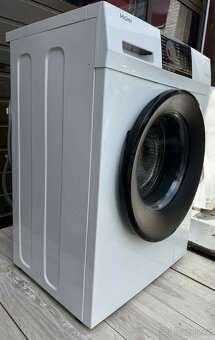 Pračka s předním plněním Haier HW70-BP14829 na 7 kg - 7