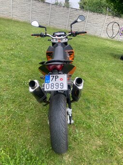 Ktm 690 Sm 46kw po servisu nová stk do 6/2029 bez investic - 7