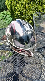 Helma Shark - 7