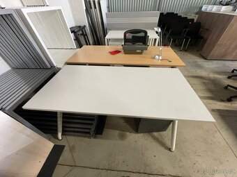 Kancelářský stůl Techo - 7