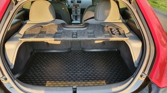 Prodám VOLVO C30 1.596 ccm benzin - 7