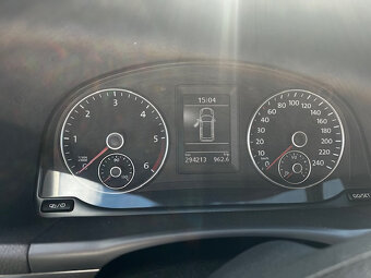 VW Touran 2.0 TDI 103 kw, r. 2014 - 7