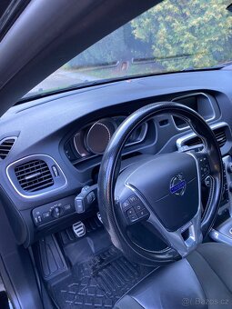 VOLVO V40 - 7