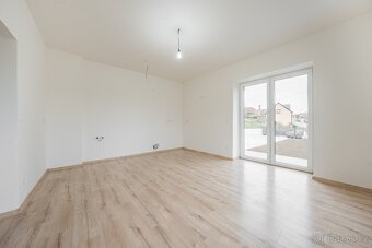 Dům o 3 bytech s terasou a zahradou, Chyňava, okr. Beroun - 7