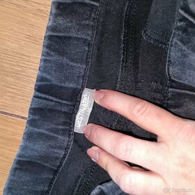 9x kalhoty vel. 140-XXS: jeans,legíny,rifle,... - 7