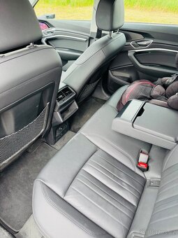 Audi E-Tron coupe - 7