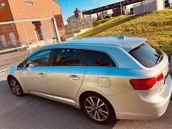 Toyota Avensis 2,0D 2013 rok - 7