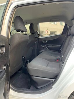 Toyota Yaris 1.5 Hybrid 2013 - 7