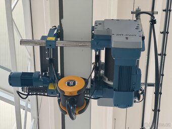 Portálový - mostový jeřáb DEMAG - 5000 kg + dráha - 7