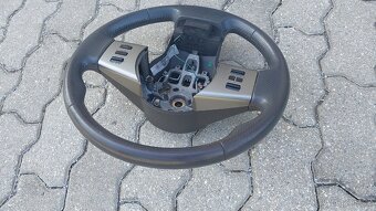 Nissan Pathfinder R51 –  Volant - 7