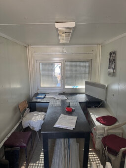 Stavební buňka velká s vybavením - 7