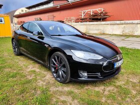 Tesla Model S P85D 7míst FREE Supercharger - 7