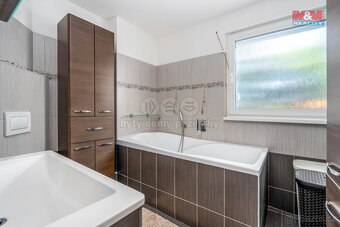 Prodej kancelářského prostoru, 250 m², Praha, ul. Velimská - 7