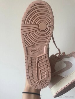 Air Jordan 1 mid Nike 39 - 7