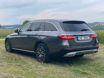 Mercedes-Benz Třídy E, 2,0 220d 4MATIC All-Terrain 9G - 7