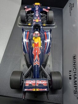 F1 RED BULL RB6 2010 SEBASTIAN VETTEL MINICHAMPS 1:18 - 7