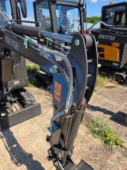 Bagr TW16A, minibagr 1.6t, rypadlo - KUBOTA - 7