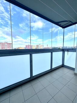 Pronájem bytu 3+1, po částečné rekonstrukci, se zasklenou lo - 7