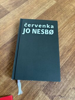 Jo Nesbo - Spasitel, Pentagram, Červenka - 7