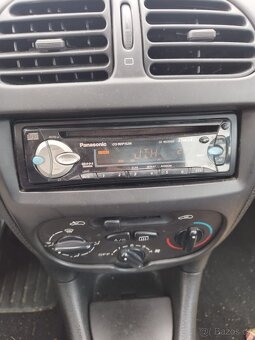 Peugeot 206.1.4 HDI.rok 2002 - 7