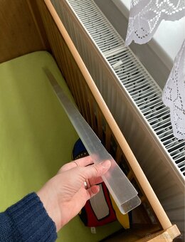 Dětská postýlka s úložným prostorem včetně matrace - 7