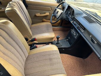 Mercedes W115 240D Žralok - 7