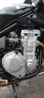 Suzuki GSF650 bandit - 7