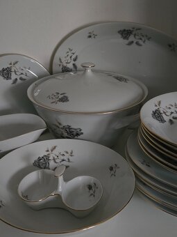 Porcelánový, jídelní servis Thun 19 kusů - 7