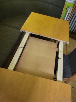 Kuchyňská lavice + 2x židle + stůl - 7