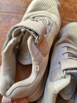 Prodám dětské boty Lotto( bílé), vel. 32 - 7