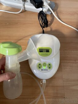 Dvojitá elektrická odsávačka mléka Calypso - 7