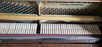 Piano August Förster chippendale - Petrof - 3 ped REZERVACE - 7