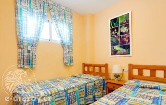 Apartmán 54 m2 se dvěma ložnicemi a bazénem v Nueva Torrevie - 7