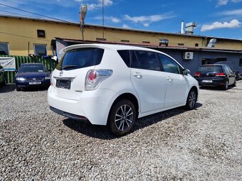 Toyota Verso,1.6D-4D,82KW,7MÍST,KAMERA,BEZ KOROZE,R.V.2015 - 7
