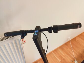 Elektrokoloběžka Segway Ninebot G2 Max, jak nová, 35-40 km/h - 7
