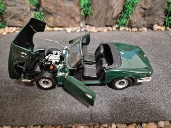 Prodam model 1:18 Triumph spitfire MK4 - 7