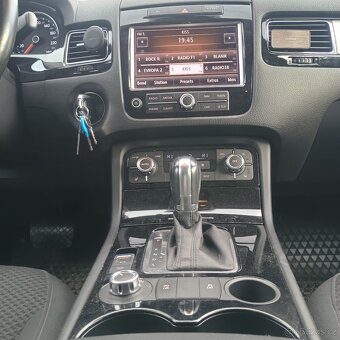 Volkswagen Touareg 3.0TDI 150KW - 7