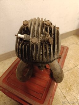 Motor Jawa 250 Speciál - 7