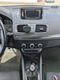 Renault Megane 1.5dci - 7