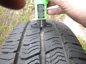 4x zimní pneu barum 215/65 r15C (10 mm, 2023) - 7