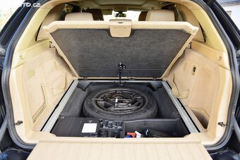 BMW X5 3i benzín - 7