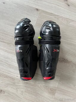 Prodám hokejovou výstroj Bauer - 7