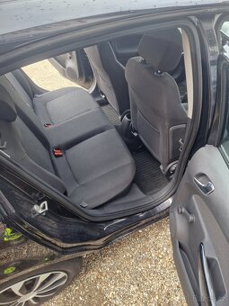 Opel Corsa 1.2 51kw 2011 - 7